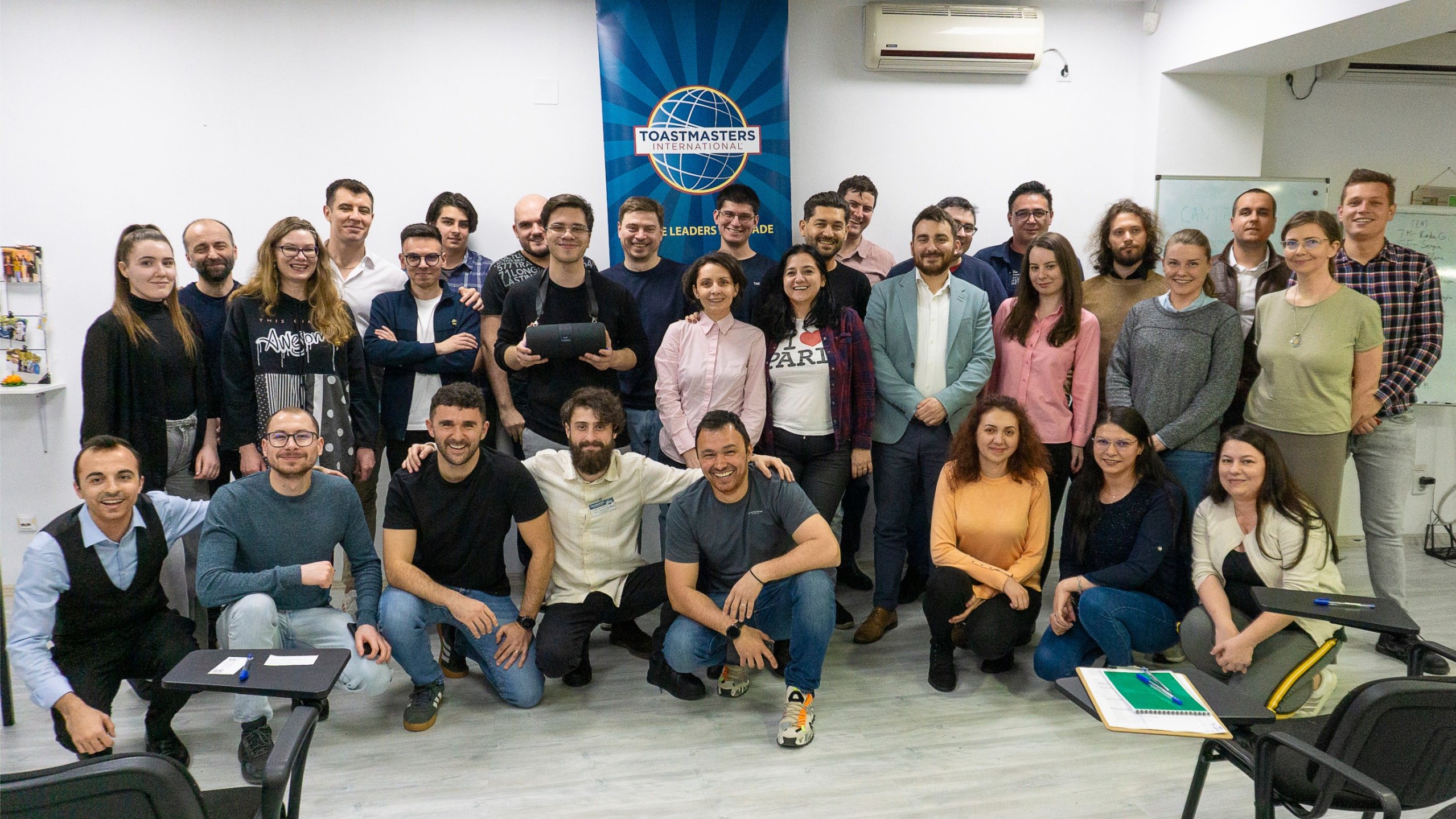 Toastmasters București - Ședința săptămânală de vorbit în public